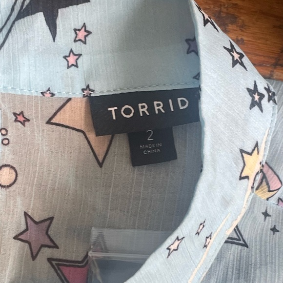 Torrid Cosmic Chiffon Button-Up Bishop Sleeve Blouse—NWT - Picture 6 of 7